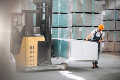 3. Refrigerated container (2) refrigerated containers
